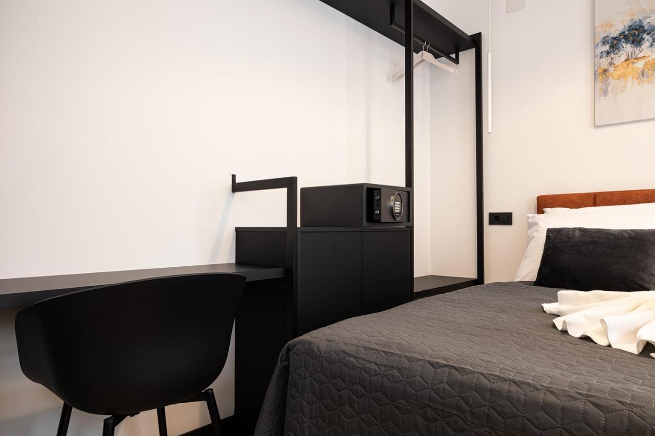 Apartmani Mozart-Centar Virovitica Exterior foto